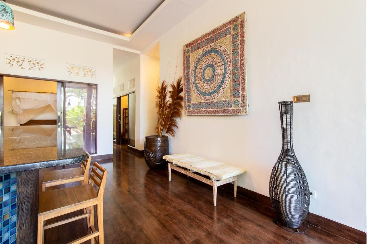 CASA PINARAK 1 I 3BR Private Villa near Seminyak Bagian luar foto
